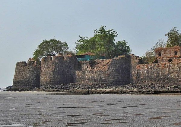Kolaba Fort
