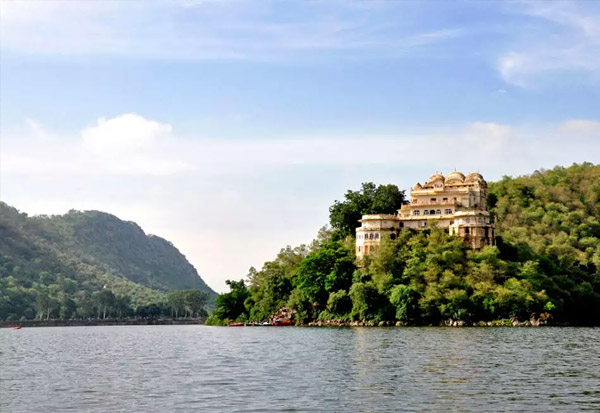 Siliserh Lake Palace